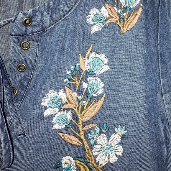 Nanette Lepore Embroidered Chambray Dress Medium - Picture 5 of 8